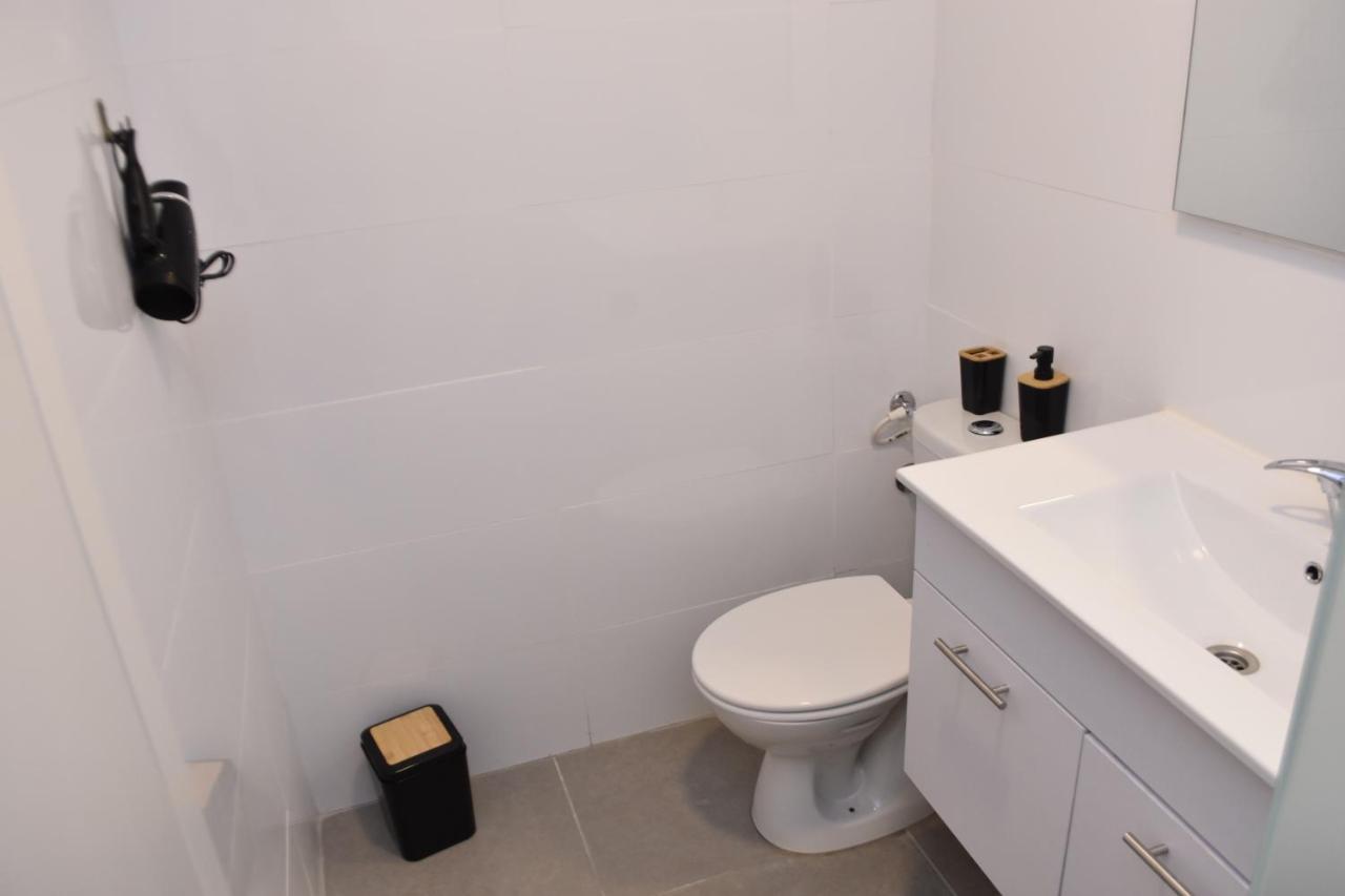 Luxury 2-Room Suite In The Center Of Downtown Haifa Exterior photo