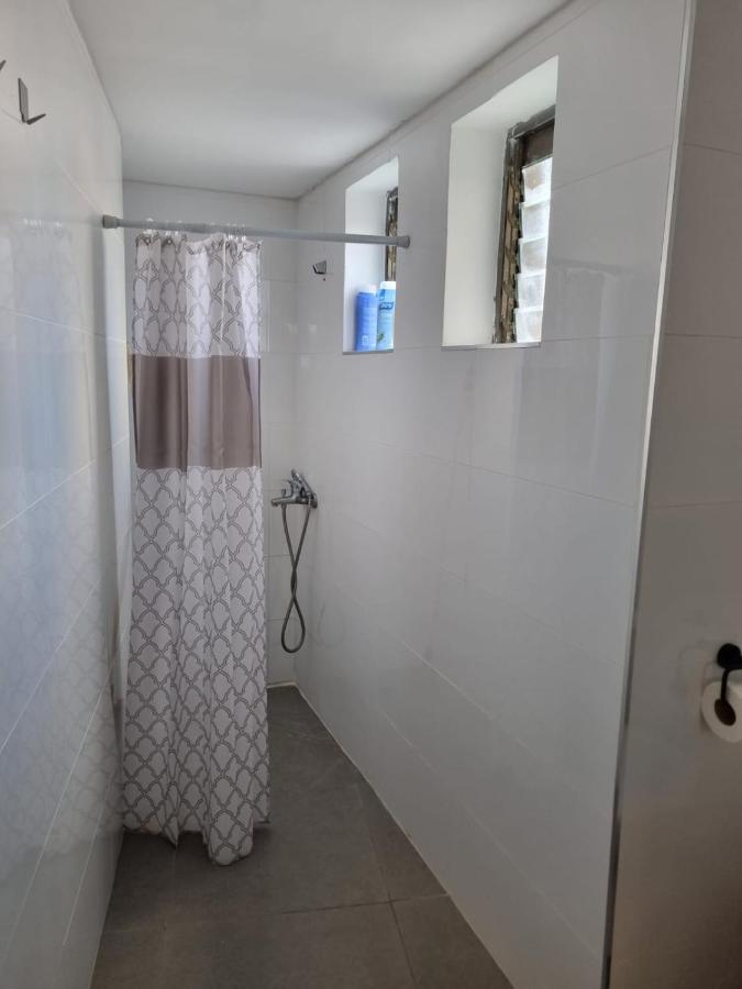 Luxury 2-Room Suite In The Center Of Downtown Haifa Exterior photo